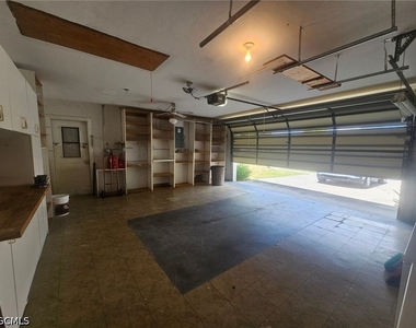 5989 Hillyer Court W - Photo Thumbnail 24