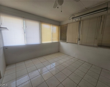 5989 Hillyer Court W - Photo Thumbnail 21