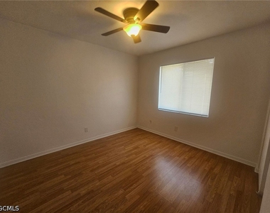 5989 Hillyer Court W - Photo Thumbnail 15