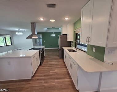 1250 Riverbend Drive - Photo Thumbnail 3