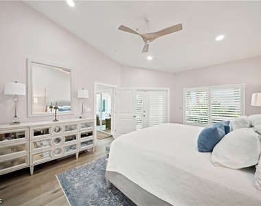 248 4th Avenue S - Photo Thumbnail 16