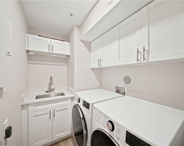248 4th Avenue S - Photo Thumbnail 29