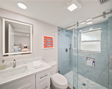 248 4th Avenue S - Photo Thumbnail 24