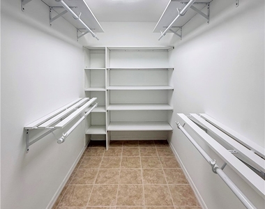 203 Nw 24th Terrace - Photo Thumbnail 14