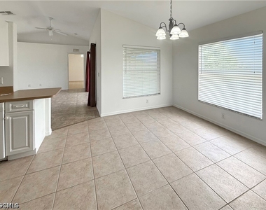 203 Nw 24th Terrace - Photo Thumbnail 3
