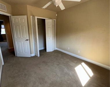 3396 Dandolo Circle - Photo Thumbnail 12