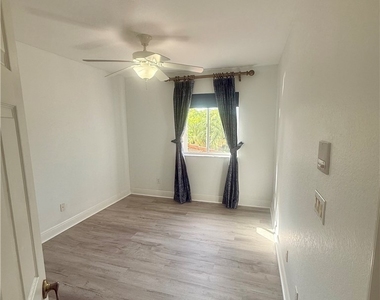 3396 Dandolo Circle - Photo Thumbnail 20