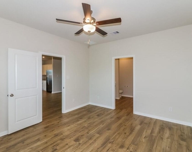 149 Dogwood Point Drive - Photo Thumbnail 7