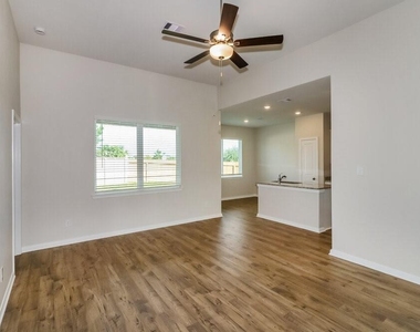 149 Dogwood Point Drive - Photo Thumbnail 1