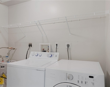 2927 Se 15th Place - Photo Thumbnail 13