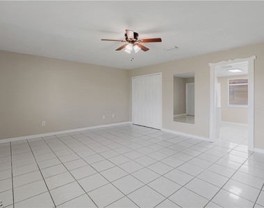 2927 Se 15th Place - Photo Thumbnail 9