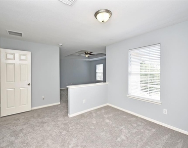 2714 Indigo Stone Lane - Photo Thumbnail 23