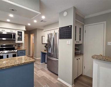 3407 Flaming Candle Drive - Photo Thumbnail 14