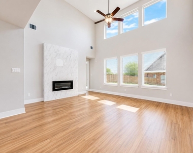 13602 Hartwell Bend Drive - Photo Thumbnail 5