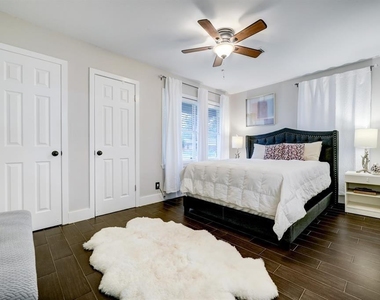 6837 Concho Street - Photo Thumbnail 9