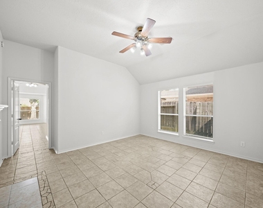 2415 Wyckchester Drive - Photo Thumbnail 11