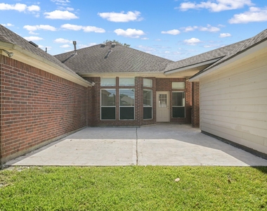 2415 Wyckchester Drive - Photo Thumbnail 24