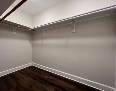 10903 Albury Drive - Photo Thumbnail 19