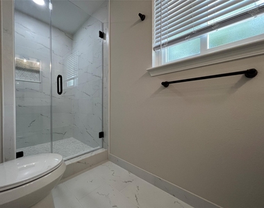 10903 Albury Drive - Photo Thumbnail 17
