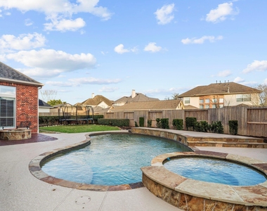 2822 Taylorcrest - Photo Thumbnail 38