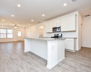 23002 Undertaken Path Drive - Photo Thumbnail 5