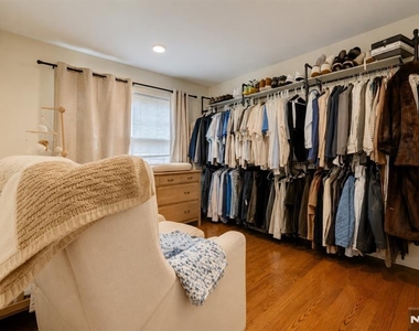 210 Hackensack - Photo Thumbnail 2