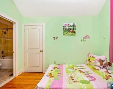 630 Valley Brook - Photo Thumbnail 15
