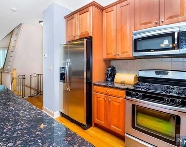 630 Valley Brook - Photo Thumbnail 4