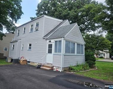 417 Sheffield - Photo Thumbnail 12