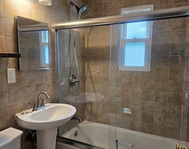 417 Sheffield - Photo Thumbnail 5