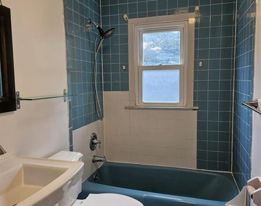417 Sheffield - Photo Thumbnail 6