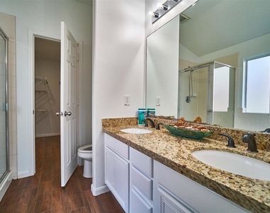 14603 Gearen Court - Photo Thumbnail 9