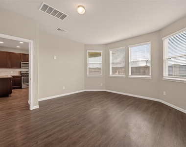 24902 Signorelli Way - Photo Thumbnail 11