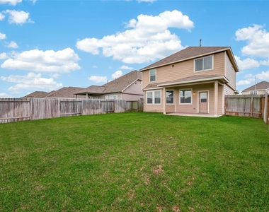 24902 Signorelli Way - Photo Thumbnail 16