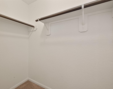 24902 Signorelli Way - Photo Thumbnail 31