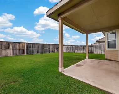 24902 Signorelli Way - Photo Thumbnail 17