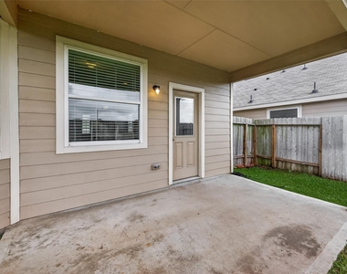 24902 Signorelli Way - Photo Thumbnail 19