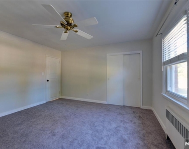 255 Bogert - Photo Thumbnail 13