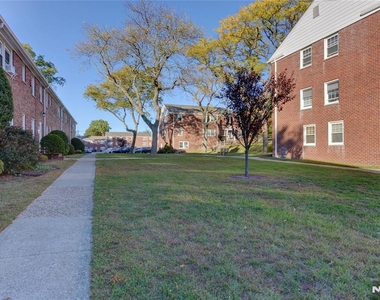 255 Bogert - Photo Thumbnail 19
