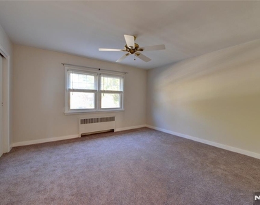255 Bogert - Photo Thumbnail 11
