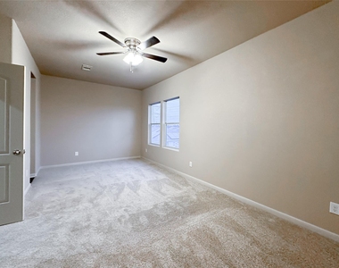 16771 Mammoth Springs Drive - Photo Thumbnail 20