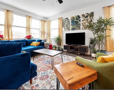 5527 Cuerta Street - Photo Thumbnail 5