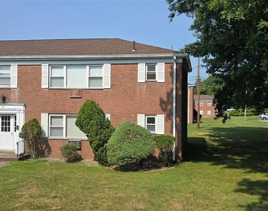 24 Rolling Ridge - Photo Thumbnail 1