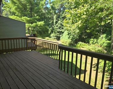 87 Lakeview - Photo Thumbnail 32