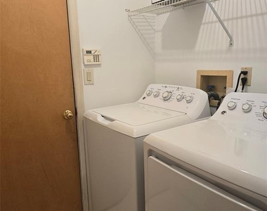 87 Lakeview - Photo Thumbnail 11