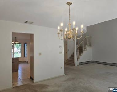 87 Lakeview - Photo Thumbnail 6