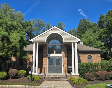 87 Lakeview - Photo Thumbnail 38