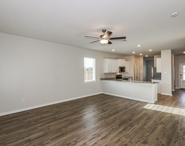 194 Emma Rose Drive - Photo Thumbnail 2