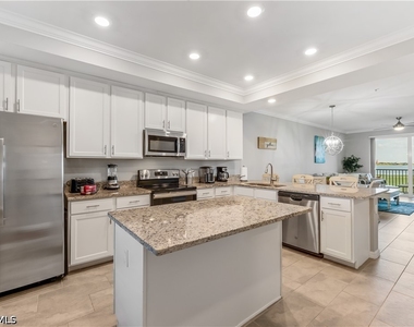 43010 Greenway Boulevard - Photo Thumbnail 3