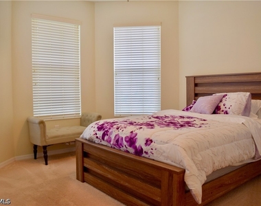 8578 Veronawalk Circle - Photo Thumbnail 10